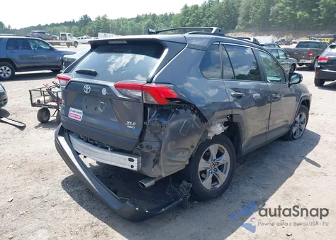 2022 Toyota Rav4 Xle z USA, uszkodzony, nr VIN 2T3P1RFV2NC303143